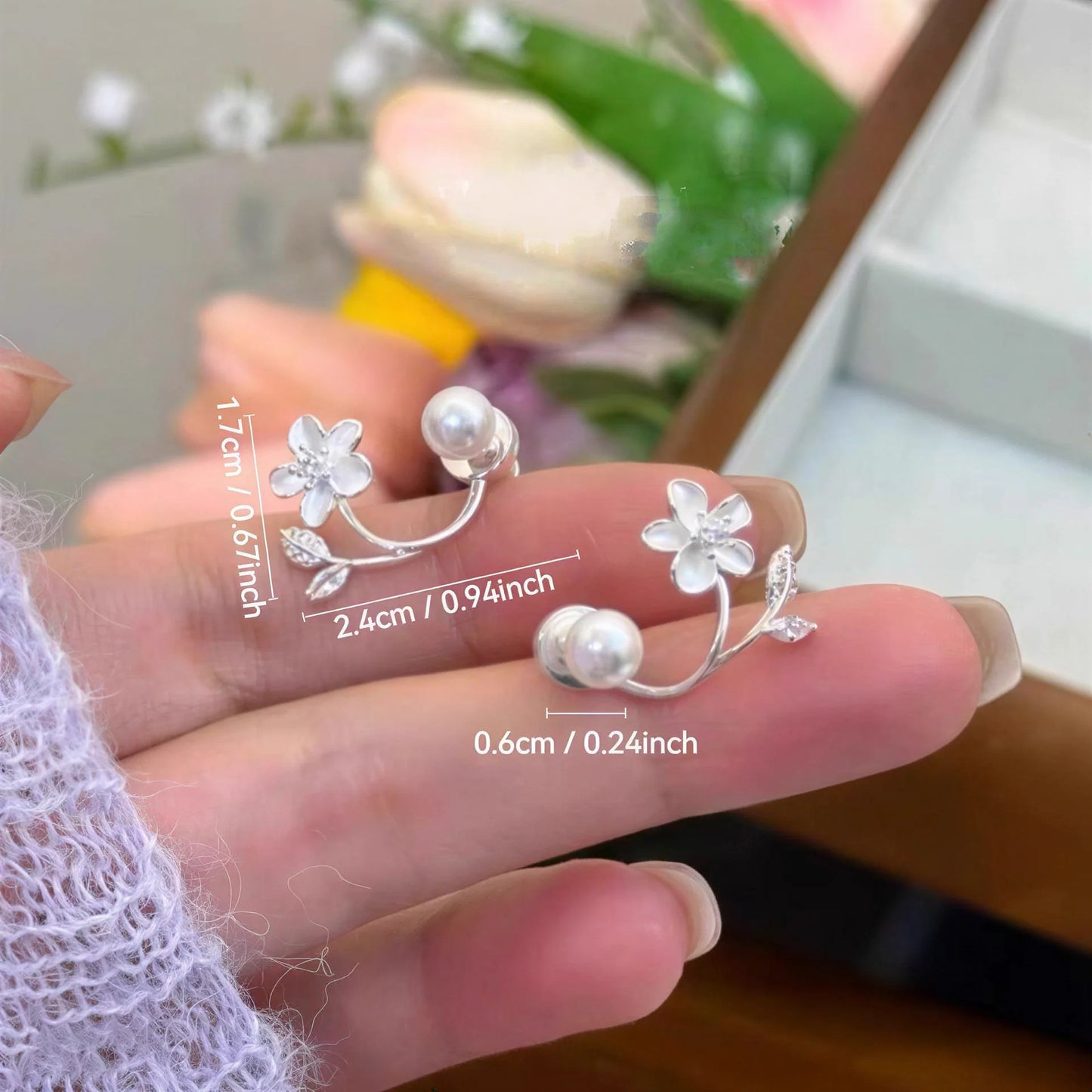 🎀Ethereal Blossom örhängen: Örhängen i sterlingsilver med blommor och pärlor för kvinnor