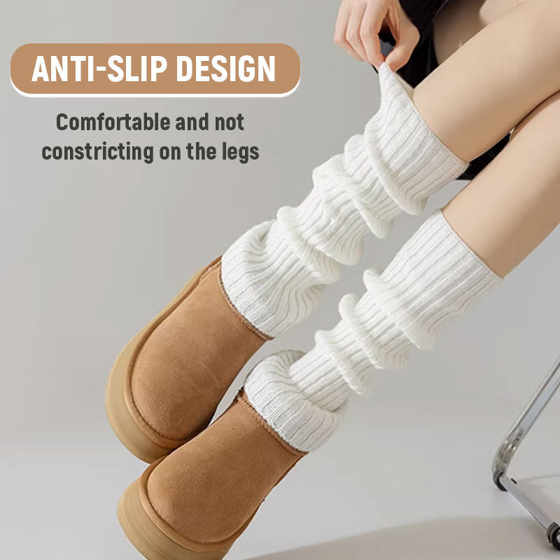 Kalvlånga slouchy-strumpor