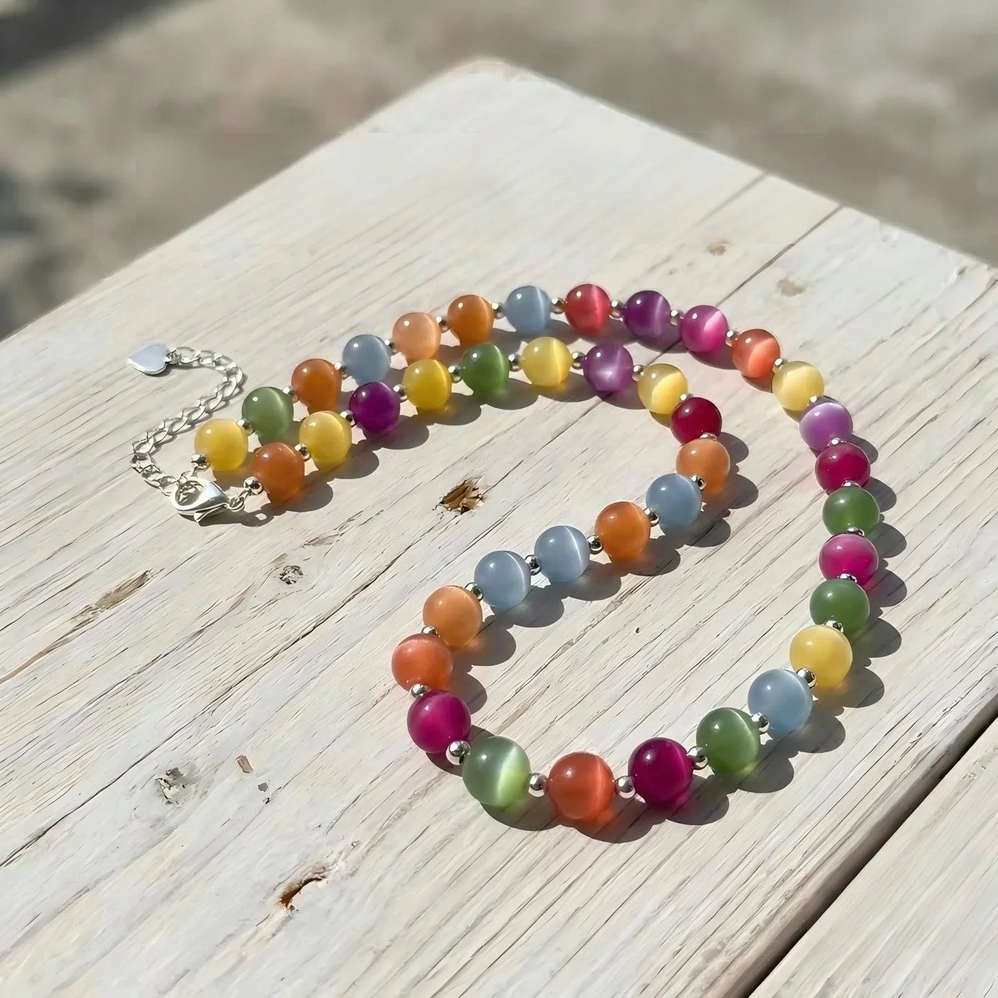 🌈 Dopamine – Kollektion med UV-reaktiva smycken med pärlor