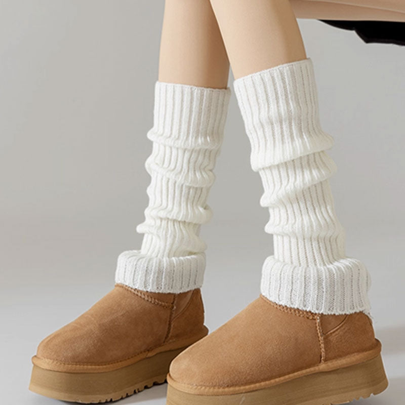 Kalvlånga slouchy-strumpor